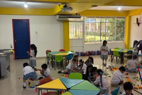 aire acondicionado en colegios y universidades